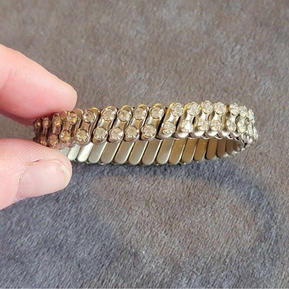 Vintage Prong Set Clear Round Rhinestone Stretch Bracelet / Made In Japan